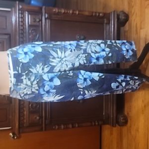 Crosby womens capri pants size 10